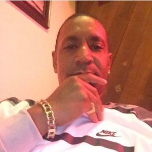 Meet your Posher, Leon